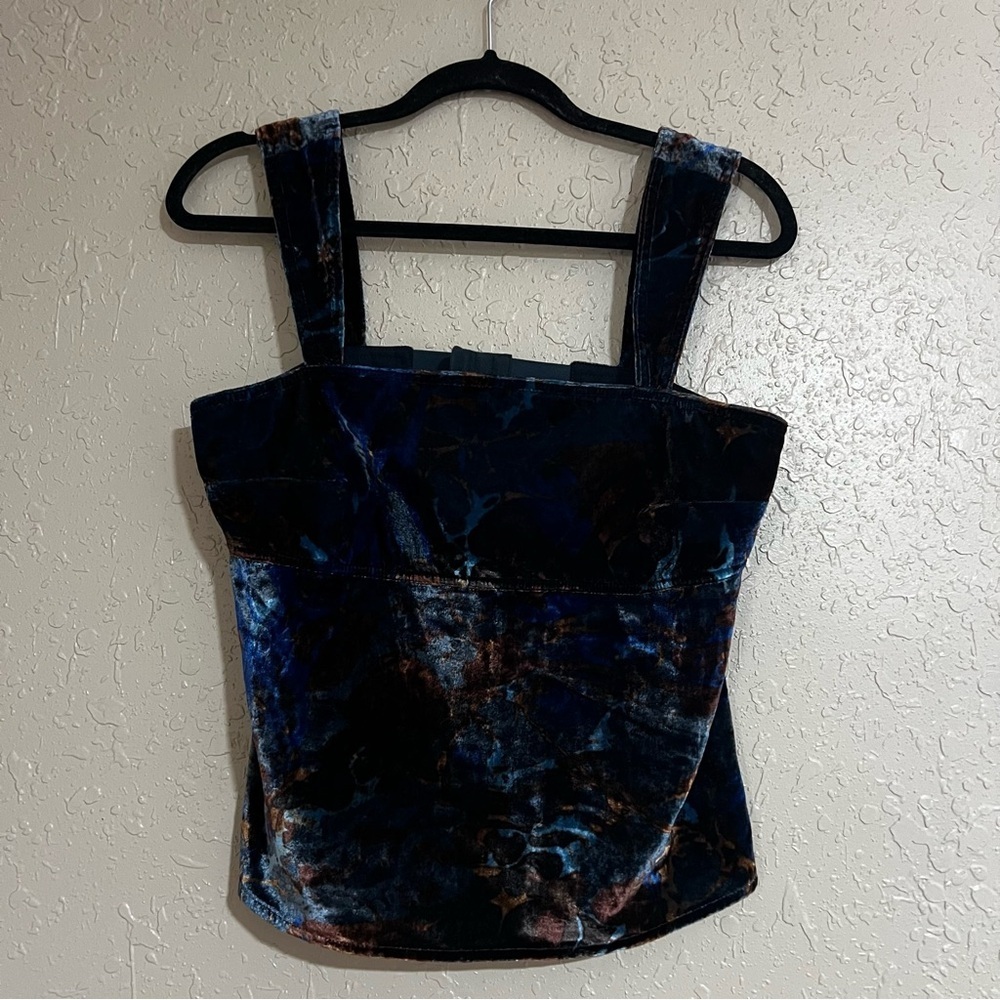 NWT Anthropologie Pilcro Velvet Flyaway Top Size Small - Picture 2 of 4